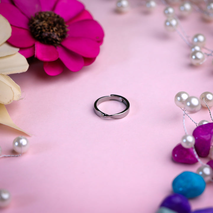 Eternity Promise Mobius Couple Rings